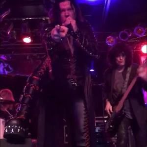 Meet your Posher, Johnny